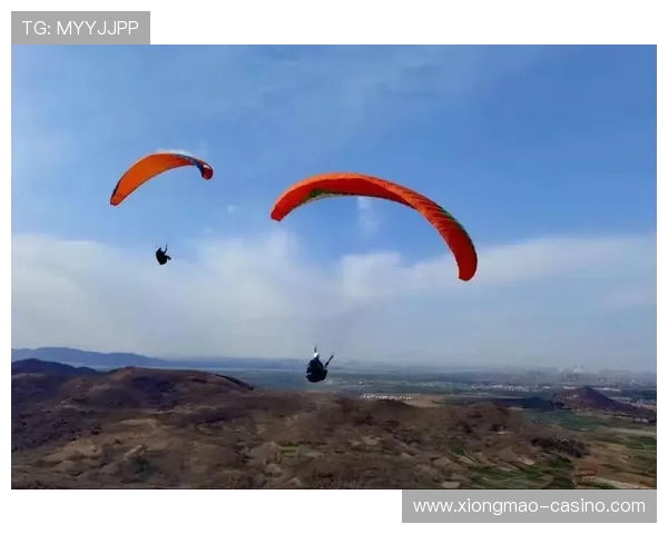 打卡江苏百样新玩法之响堂滑翔伞高空飞行极限体验深度攻略全面玩 打卡江苏百样新玩法之响堂滑翔伞高空飞行极限体验深度攻略全面玩